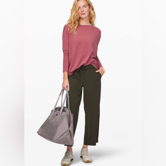 Lululemon Back In Action Long Sleeve Size 6 - Picture 2 of 10